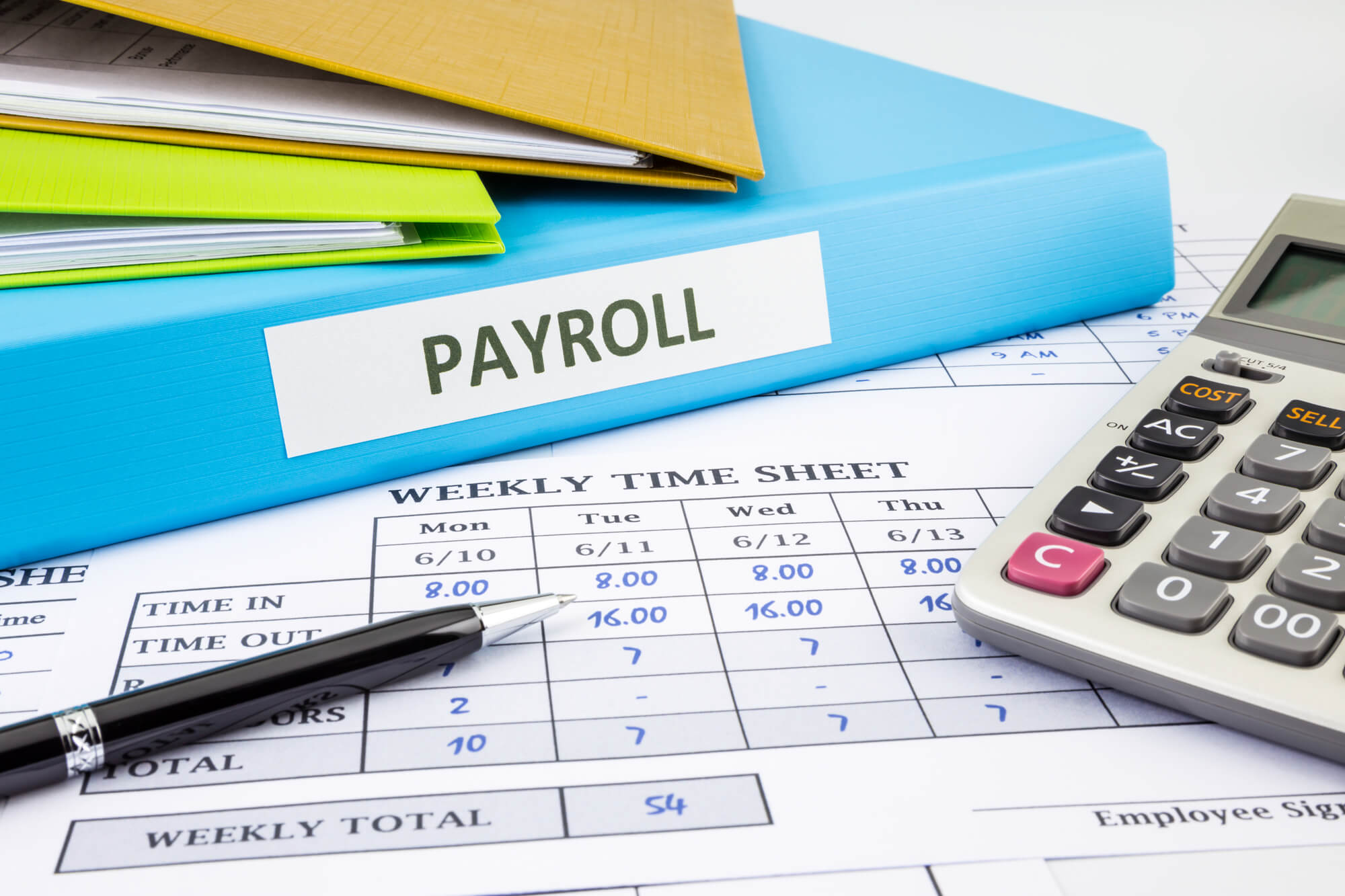 Top 4 Reasons Why You Should Hire A Payroll Provider